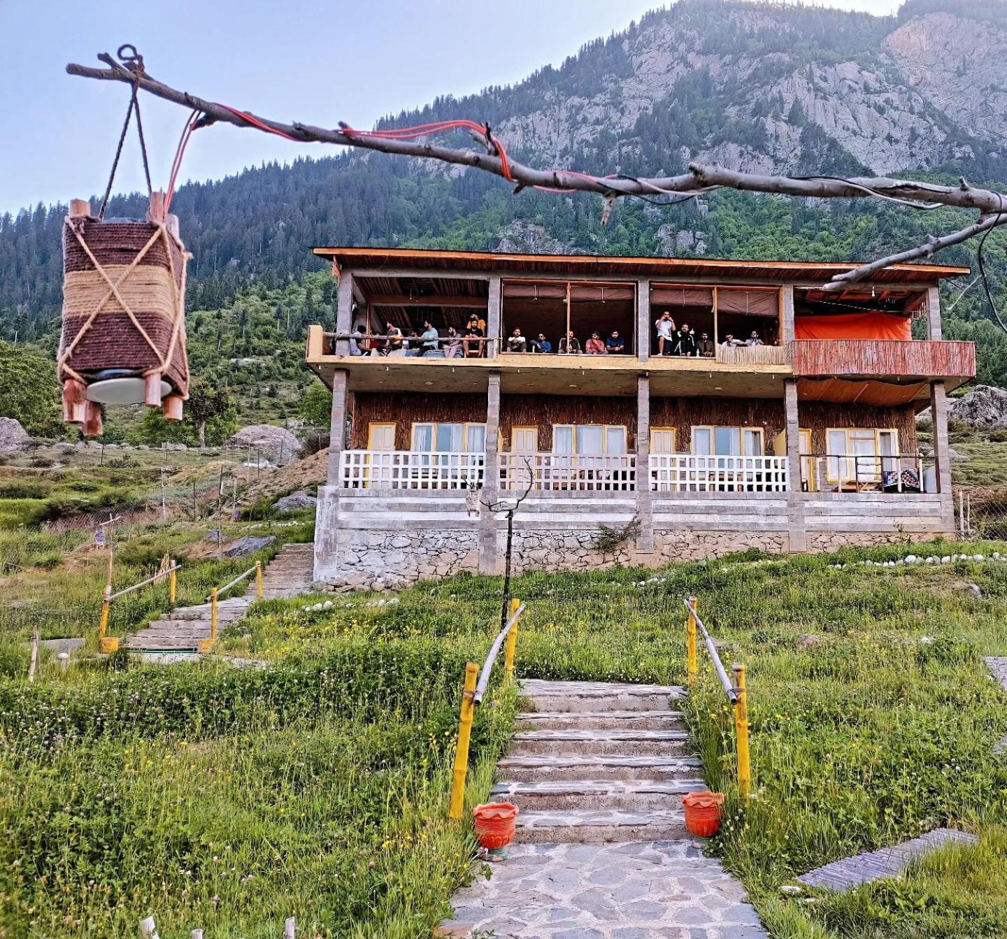 Khana Badosh Resort Kalam Exterior foto